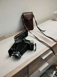 Macchina fotografica d'epoca