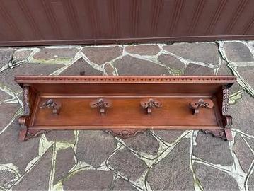 Attaccapanni in legno