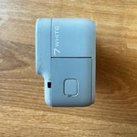 GoPro 7 White con accessori inclusi