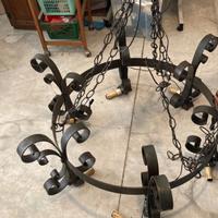 lampadario in ferro battuto