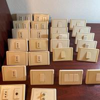 Prese e interruttori BTicino serie Tekne