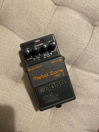 Distorsore Boss MT 2 Metal Zone