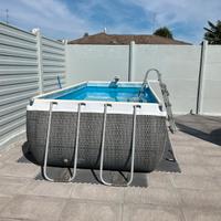 Piscina Bestwey 4,04x2,01 con pompa maggiorata