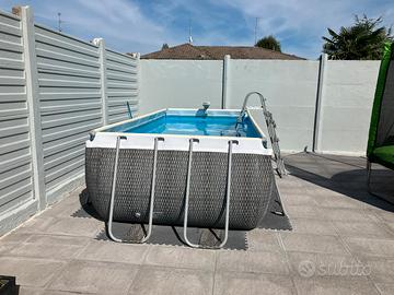 Piscina Bestwey 4,04x2,01 con pompa maggiorata