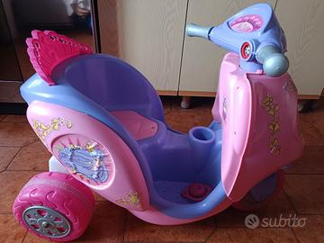 Triciclo elettrico Bambini Princess Feber usato
