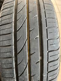2 Pneumatici nexen nblue con 1500km 175/65R14 82T