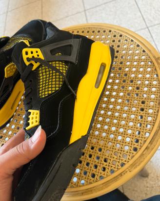 Scarpa Jordan 4