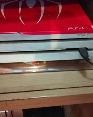 PS4 1TB + 3 Controller + Volante Ferrari + Guitar