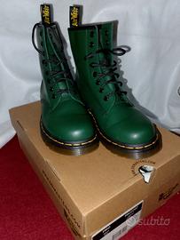 Scarpe-Anfibi Dr. Martens 