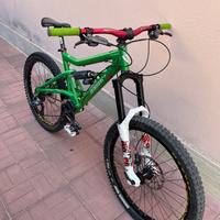 Santa Cruz Bullit 2009 DH/FR - Taglia M