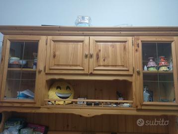Credenza legno chiaro parte superiore