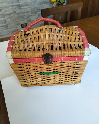 cestino in vimini vintage 