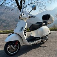 Vespa 300 gts super