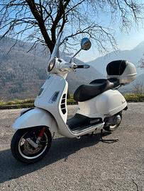 Vespa 300 gts super