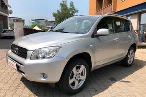 TOYOTA RAV4 TD 4x4 136 cv