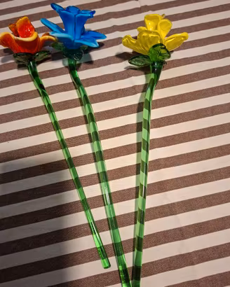 Tris di fiori in vetro stelo lungo (29 cm)