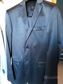 Abito elegantisdimo  per cerimonia marca Futuro