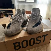 Yeezy 350 V2 slate / core black