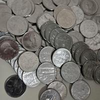 lotto 1 kg di monete tutte da 100 lire per jukebox