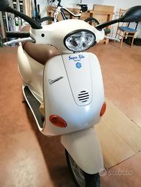 Vespa 125 ET4