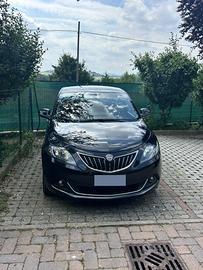 Lancia Y