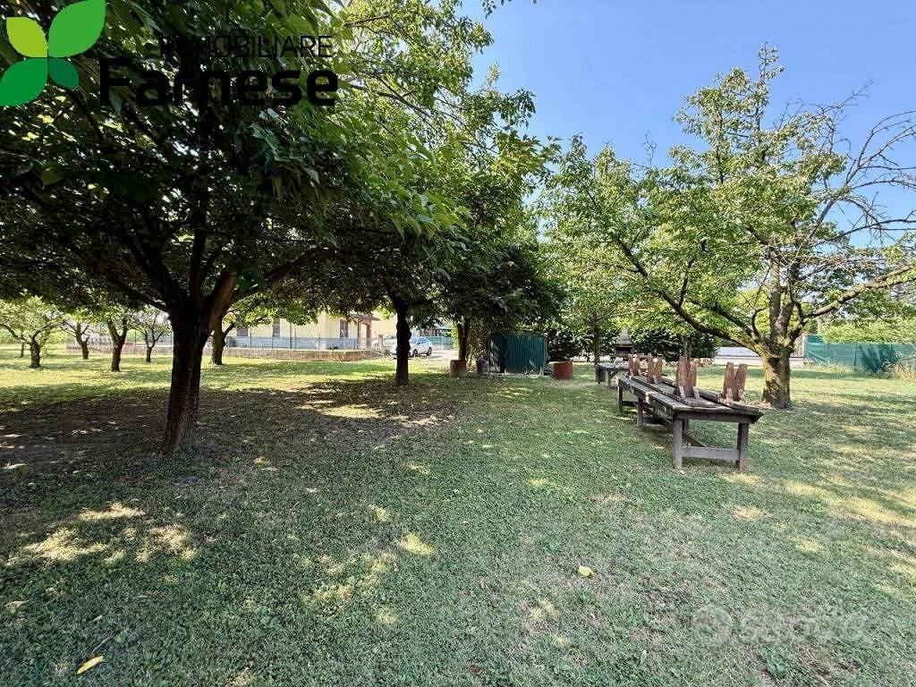 Terreno di 5270 m² a San Pietro in Cerro - Altro