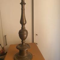 Candeliere in bronzo fusione e tornito