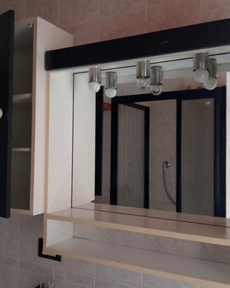 Mobiletto bagno con specchiera