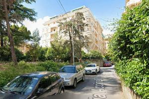 Appartamento con giardino Via Accinelli