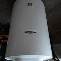 Scaldabagno elettrico Ariston Blu 1 R V – 80L