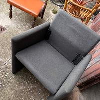 Poltroncina Moderna  e Minimalista - grigia