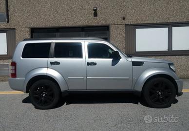 Dodge Nitro 2.8 SXT 4x4