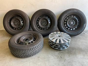 Set ruote  invernali Yokohama V905 215/60-16 99h