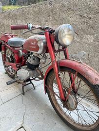 Benelli Leoncino 125 epoca