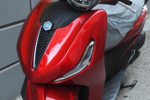 Beverly 300 hpe 