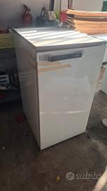 Frigorifero piccolo Indesit