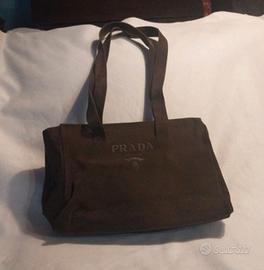 borsa Prada in camoscio marrone