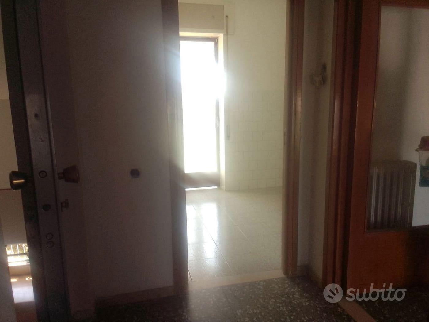 Apartment in Taranto, Quartiere Paolo VI - Vista 5