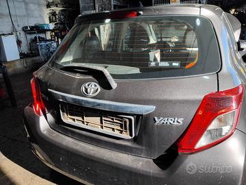 PER uso RICAMBI - toyota yaris 3 serie xp130