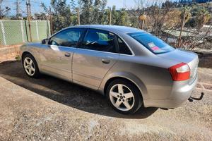 AUDI A4 B6 2004