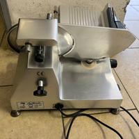 Affettatrice lama da 22