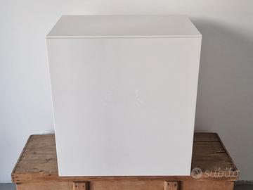 Set di 8 moduli IKEA BESTÅ con ripiani, soft-close