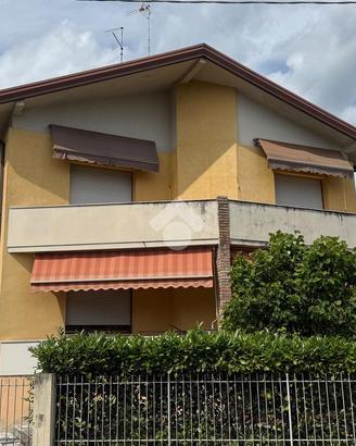 PORZIONE DI BIFAMILIARE A PORDENONE
