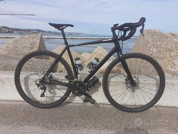 gravel cannondale topstone ultegra