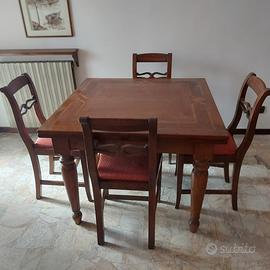 Set Tavolo Allung. in Legno massello + 4 Sedie