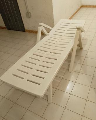 Lettino da giardino
