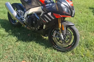 APRILIA TUONO V4 1100 FACTORY 2020–kit GABRO map