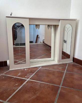 Mobiletto per bagno