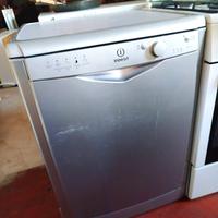 lavastoviglia indesit