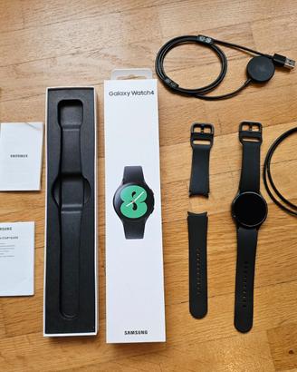 Samsung Galaxy Watch4 40mm Nero full set accessori